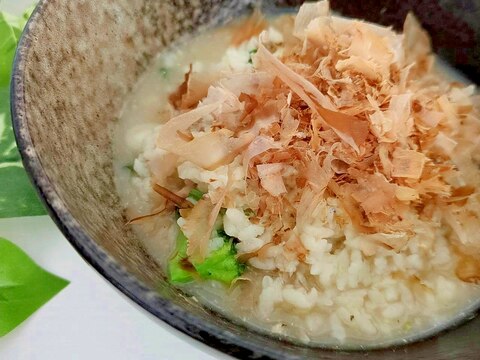 鯖缶とブロッコリーの和風雑炊